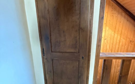 À vendre : Villa mitoyenne à rénover avec garage individuel