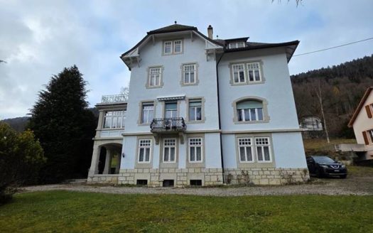 Maison de maître au cœur du Jura bernois